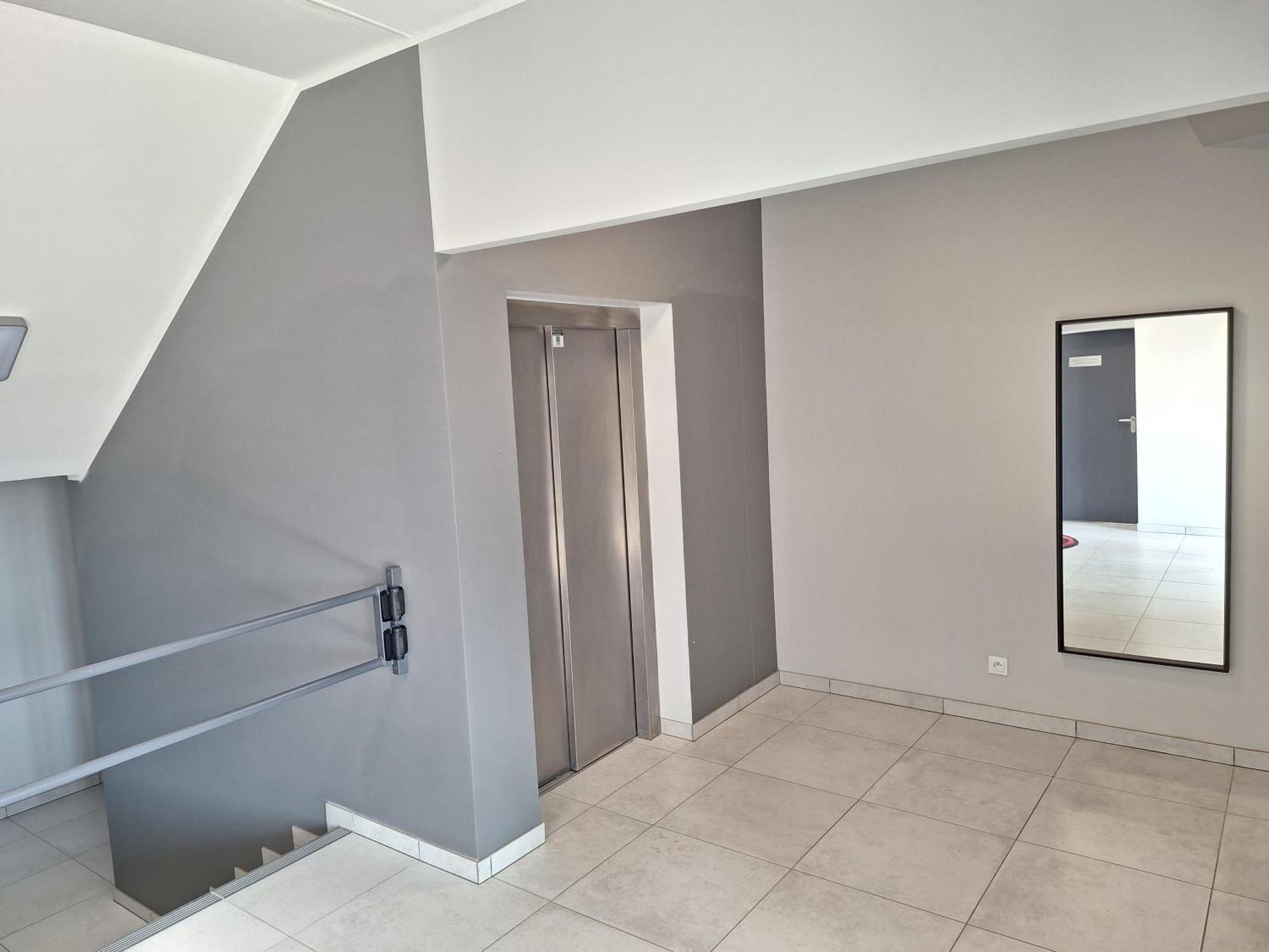 Apartment Loft 19 - W Cenie Prywatne Miejsce Postojowe Lub Garaz