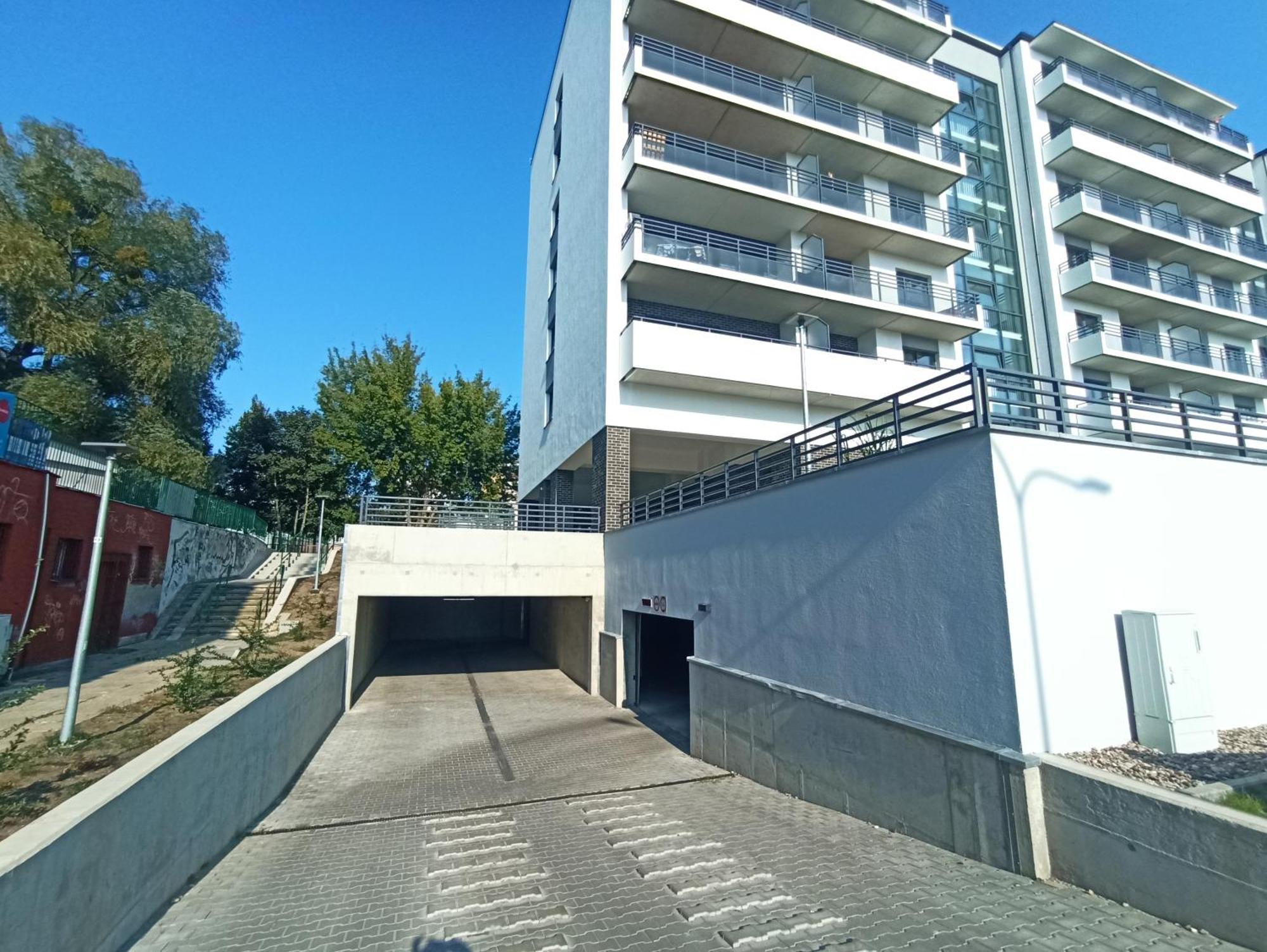 Loft 19 - W Cenie Prywatne Miejsce Postojowe Lub Garaz Szczecin