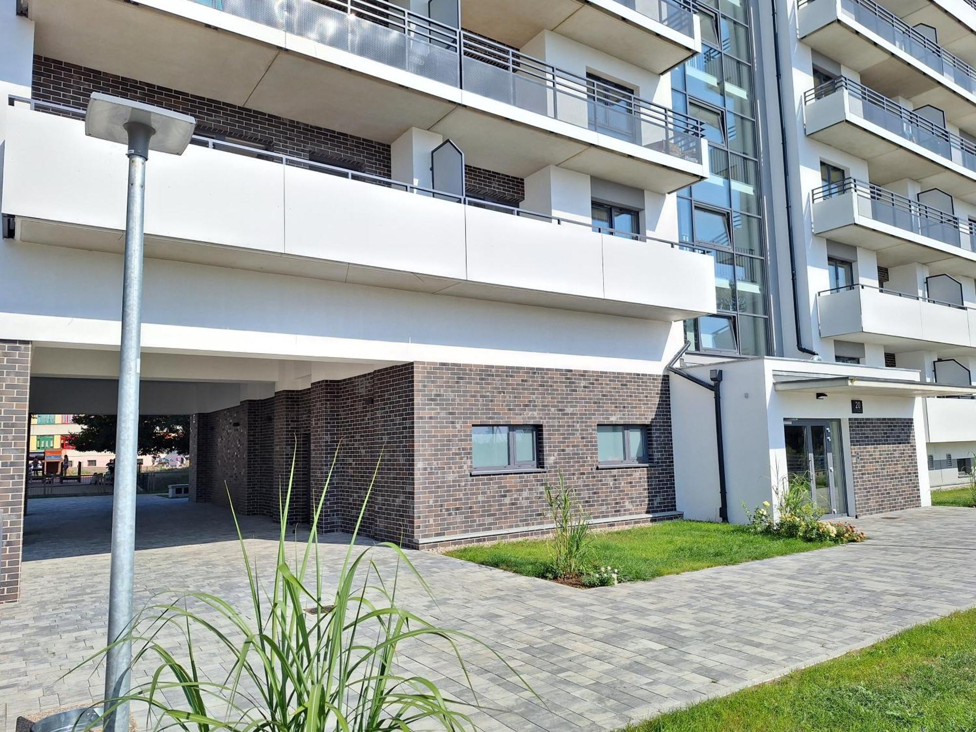 Loft 19 - W Cenie Prywatne Miejsce Postojowe Lub Garaz Apartment Szczecin